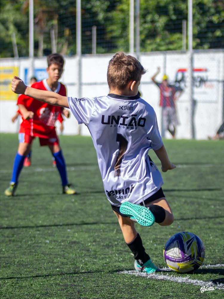 Aluno finalizando durante treino da União Academy